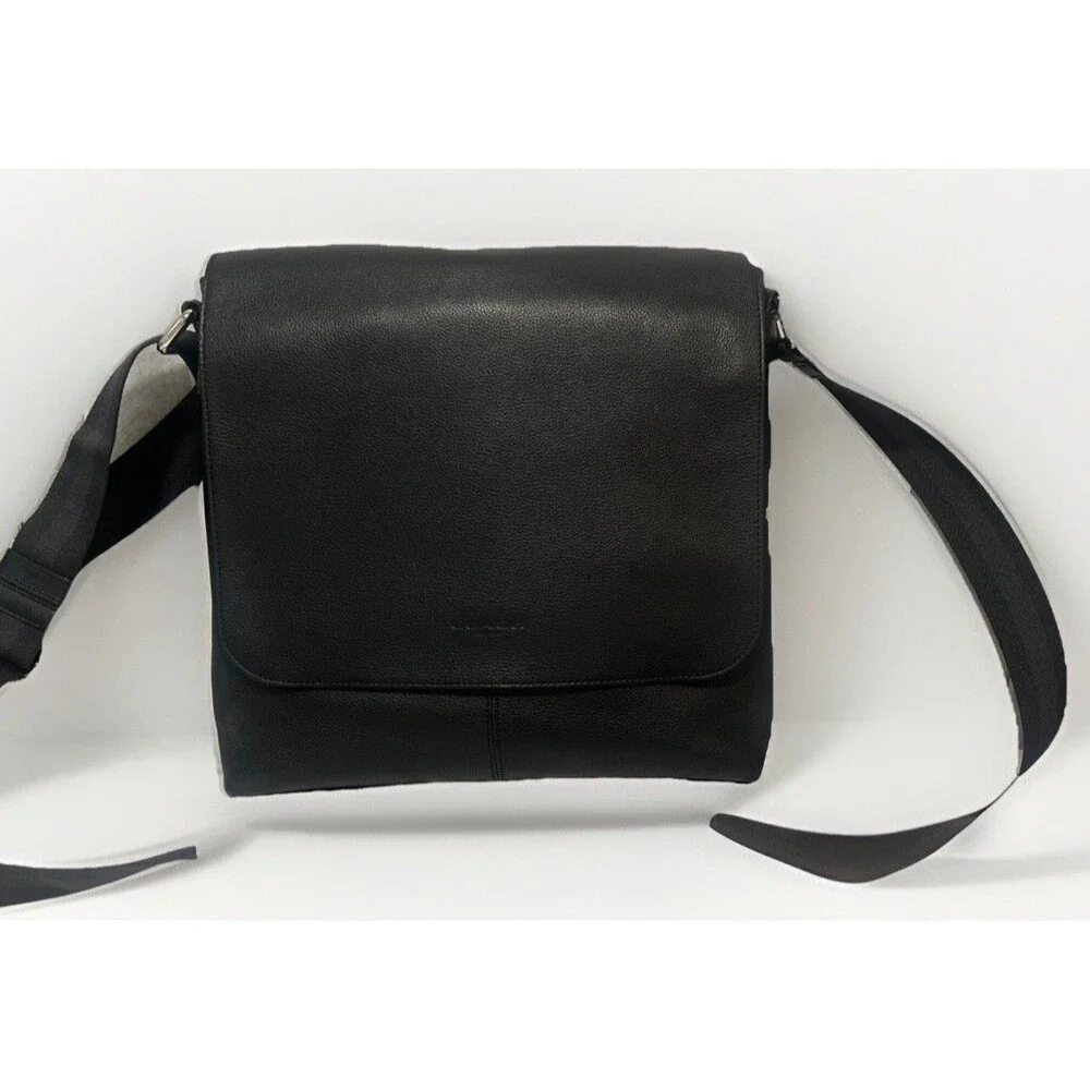Coach Sullivan Messenger Black Pebbled Leather Crossbody Bag H1861 F29276